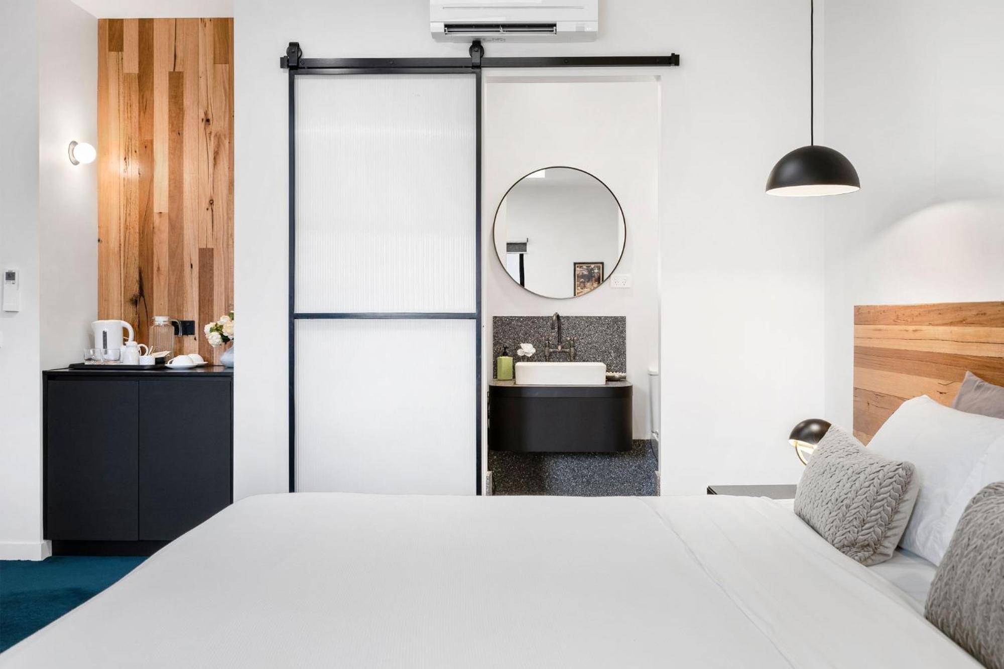 The Electric Hotel Geelong Bagian luar foto