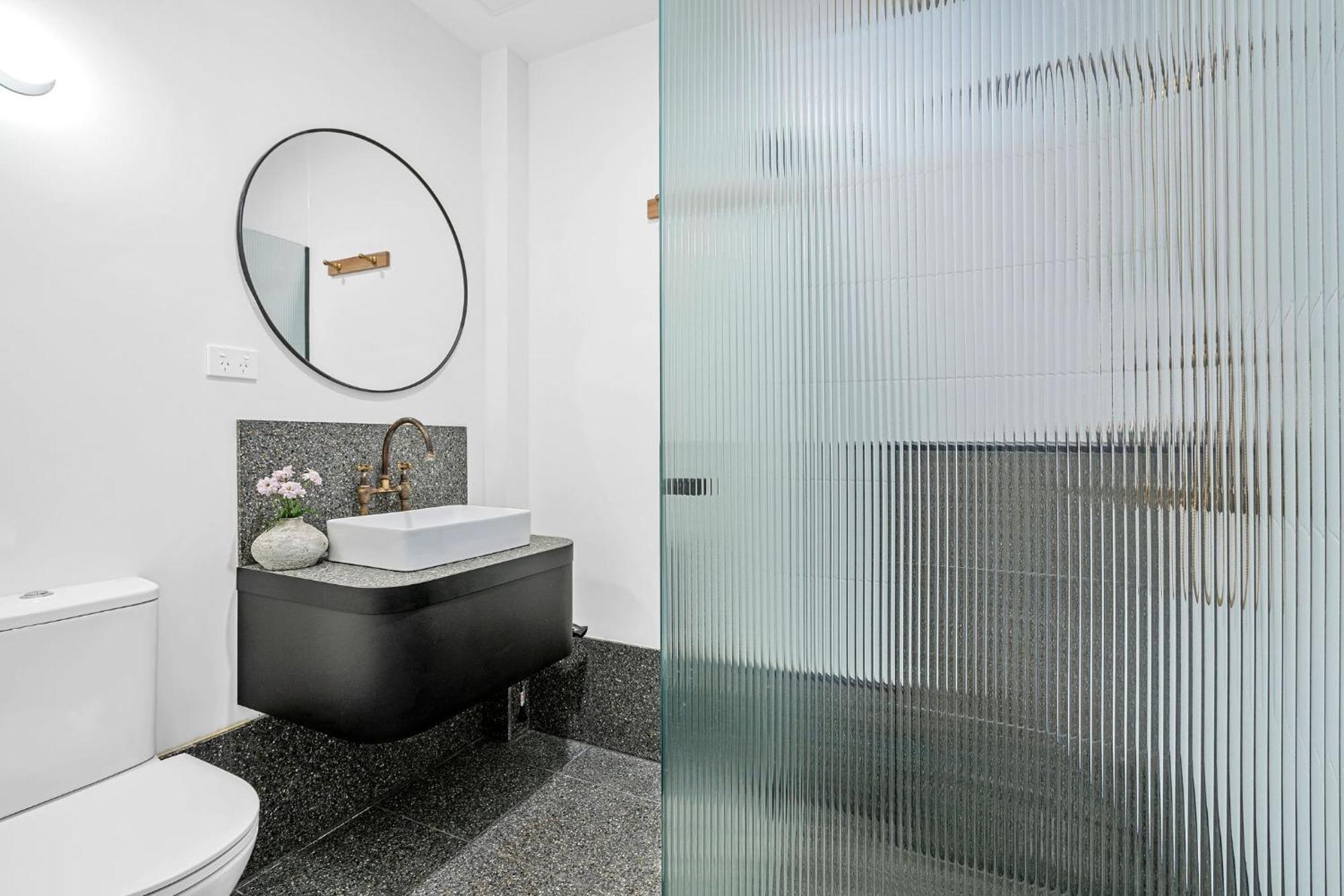 The Electric Hotel Geelong Bagian luar foto